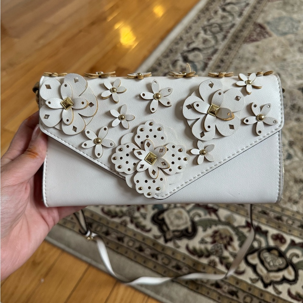 Nine West wallet on chain